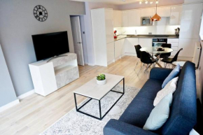 2BR/2Bath Luxury Modern Flat in the City London